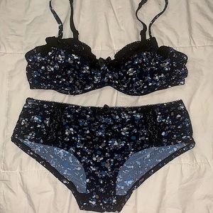 💗Silky Intimate Lingerie Set💗 Silky Intimate Lingerie Set Silky Intimate Linge